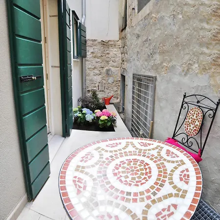 Triple In The Center