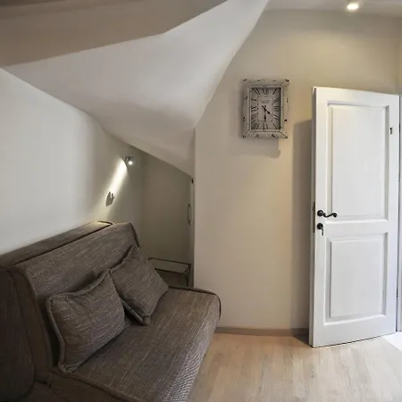 Triple In The Center Casa de hóspedes