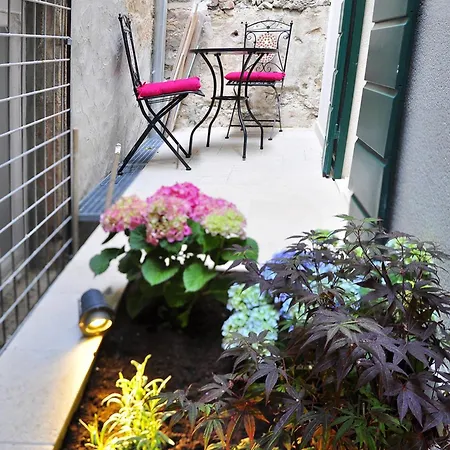 Triple In The Center * 스플리트